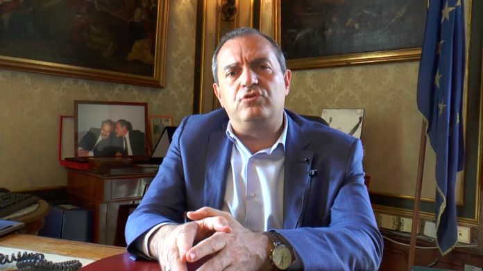 Luigi de Magistris, sindaco di Napoli