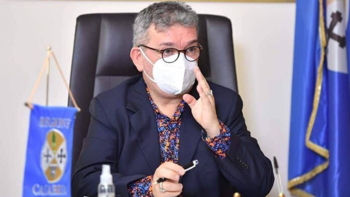Il presidente facente funzione della Calabria Nino Spirlì