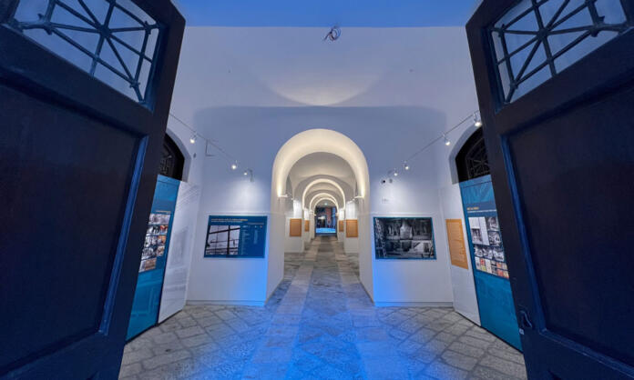 Palazzo Reale di Napoli, l'androne delle carrozze