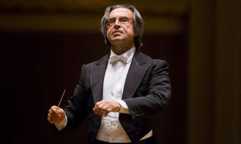 Il maestro Riccardo Muti insignito del titolo Commendatore della Legion d’onore