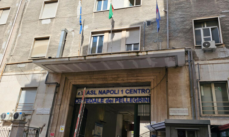 Ancora liti tra extracomunitari a Napoli: due feriti. Fermato un 41enne